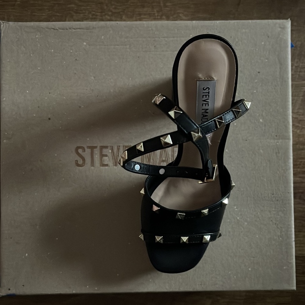 Steve Madden Tabari heels in black - Picture 2 of 2